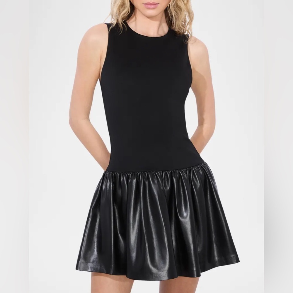 Alice + Olivia Black Drop-Waist Mini Dress Size Small